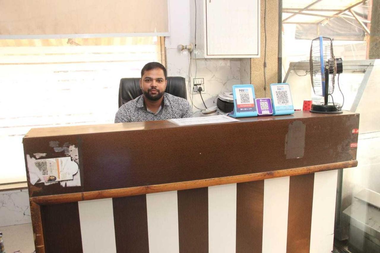 Hotel O Food Plaza Zirakpur Bagian luar foto